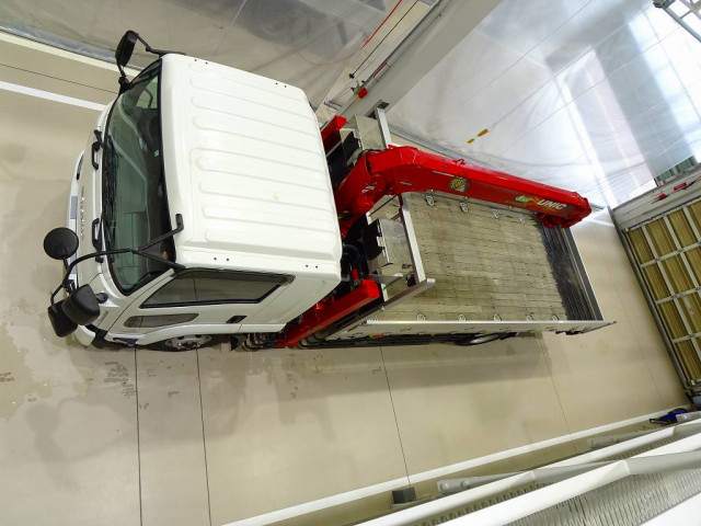 いすゞ フォワード 増トン 平ボディ（クレーン付） 2RG-FSR90S2(99569) 39枚目