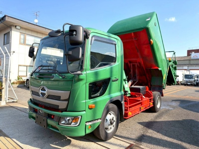 日野 レンジャー 増トン 塵芥車（プレス式） 2KG-GC2ABA(99571) 5枚目