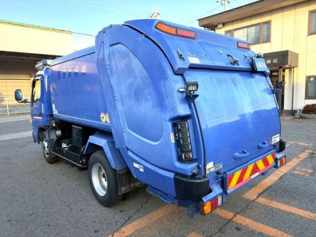 三菱ふそう キャンター 小型 塵芥車（プレス式） 2PG-FEB90(99574) 4枚目