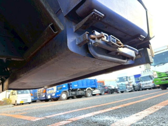 三菱ふそう キャンター 小型 塵芥車（プレス式） 2PG-FEB90(99574) 17枚目