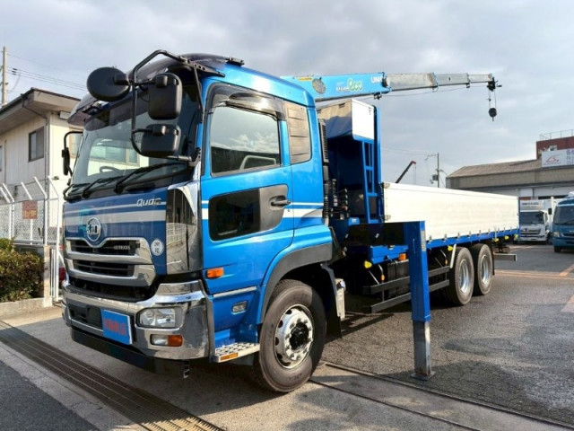 UDトラックス（日産） クオン 大型 平ボディ（クレーン付） QPG-CW5YL(99575) 5枚目