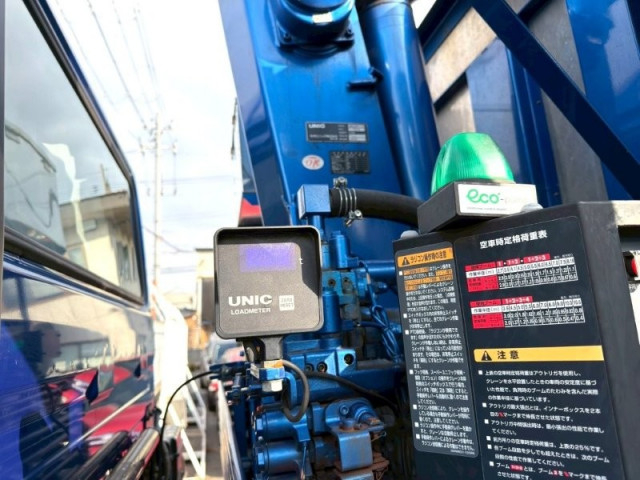 UDトラックス（日産） クオン 大型 平ボディ（クレーン付） QPG-CW5YL(99575) 13枚目