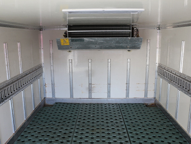 いすゞ エルフ 小型 冷蔵冷凍バン TPG-NHR85AN(99577) 3枚目