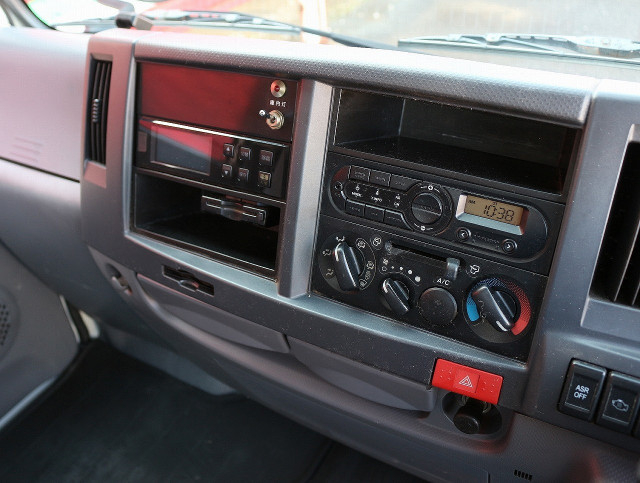 いすゞ エルフ 小型 冷蔵冷凍バン TPG-NHR85AN(99577) 34枚目