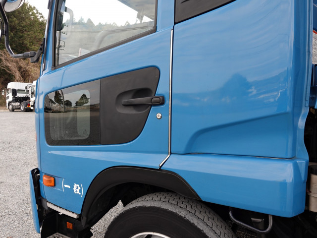 UDトラックス（日産） コンドル 増トン 平ボディ QDG-PW39L(99578) 13枚目