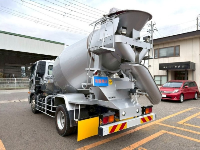 三菱ふそう ファイター 増トン ミキサー車 QKG-FK72FZ(99579) 4枚目