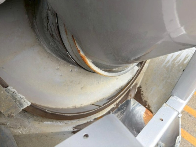 三菱ふそう ファイター 増トン ミキサー車 QKG-FK72FZ(99579) 8枚目