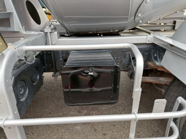 三菱ふそう ファイター 増トン ミキサー車 QKG-FK72FZ(99579) 17枚目