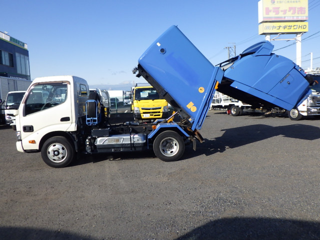 日野 デュトロ 小型 塵芥車（プレス式） TSG-XKU600X(99582) 12枚目