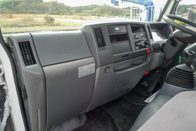 いすゞ エルフ 小型 平ボディ TRG-NJR85A(99586) 32枚目