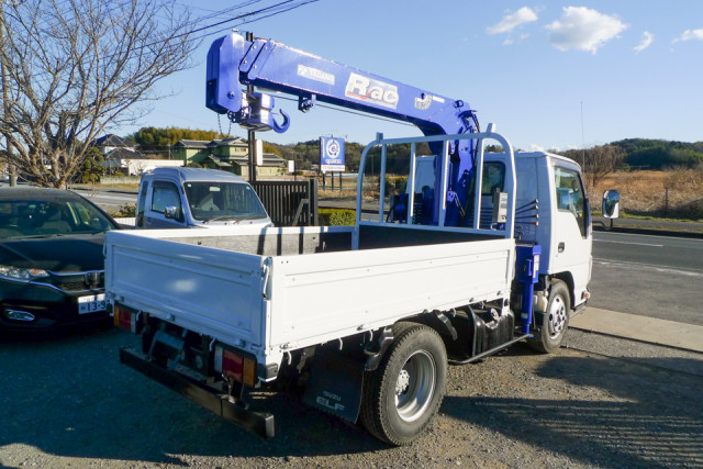 いすゞ エルフ 小型 平ボディ（クレーン付） TPG-NKR85AN(99591) 6枚目