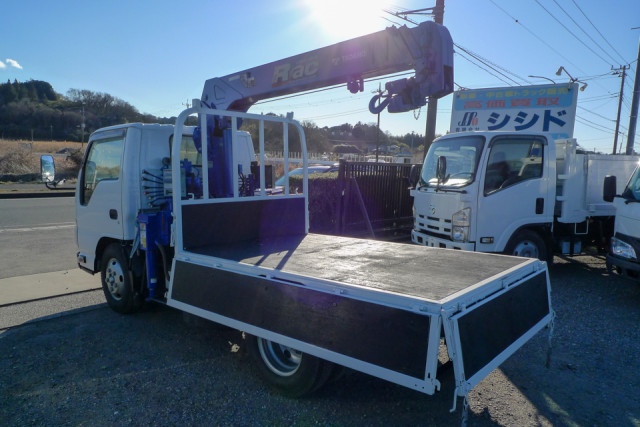 いすゞ エルフ 小型 平ボディ（クレーン付） TPG-NKR85AN(99591) 9枚目