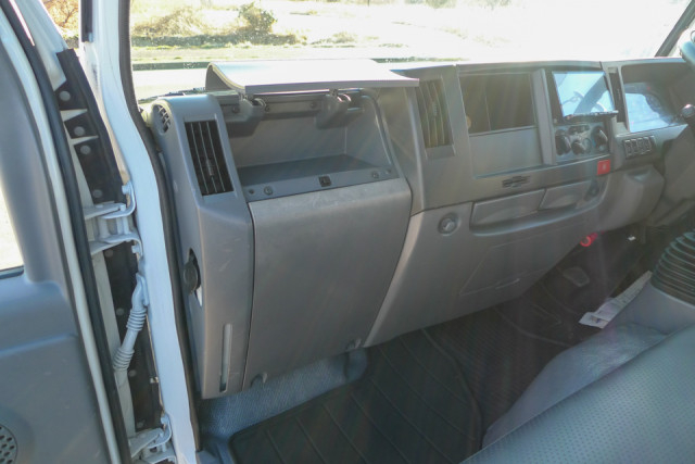 いすゞ エルフ 小型 平ボディ（クレーン付） TPG-NKR85AN(99591) 36枚目