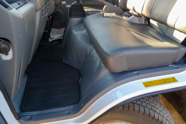 いすゞ エルフ 小型 平ボディ（クレーン付） TPG-NKR85AN(99591) 37枚目