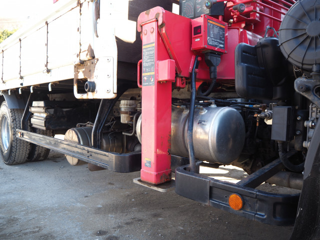 三菱ふそう ファイター 中型 平ボディ（クレーン付） TKG-FK61F(99592) 22枚目