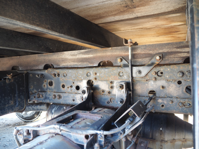 三菱ふそう ファイター 中型 平ボディ（クレーン付） TKG-FK61F(99592) 25枚目