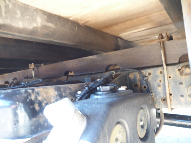 三菱ふそう ファイター 中型 平ボディ（クレーン付） TKG-FK61F(99592) 35枚目