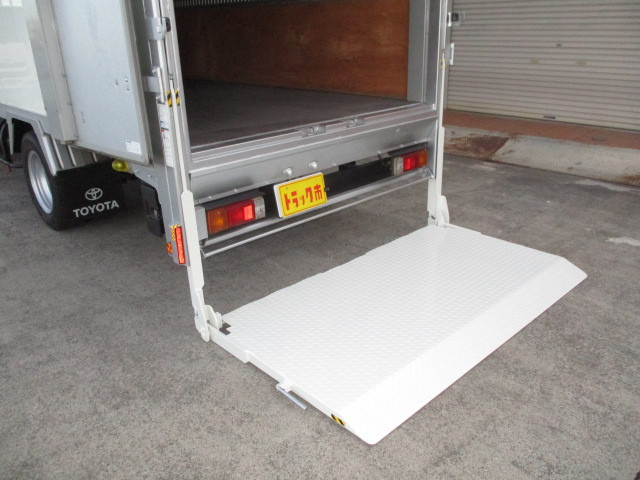 Toyota dyna Small Box body TKG-XZU695(99594) 3枚目