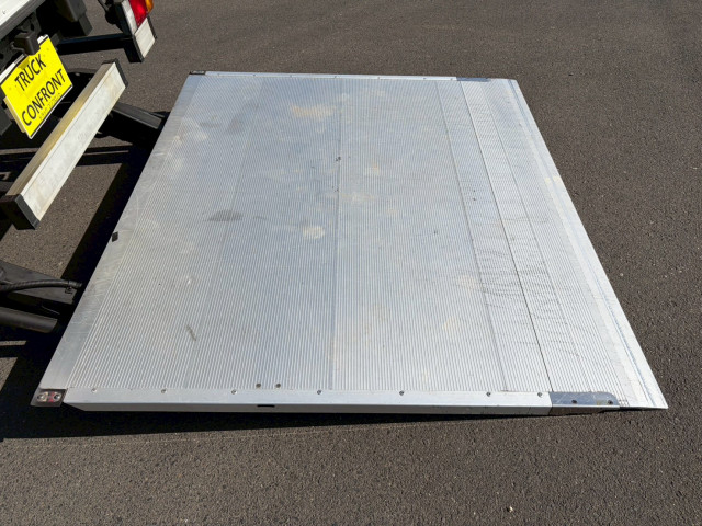 いすゞ エルフ 小型 バン TRG-NMR85N(99596) 15枚目