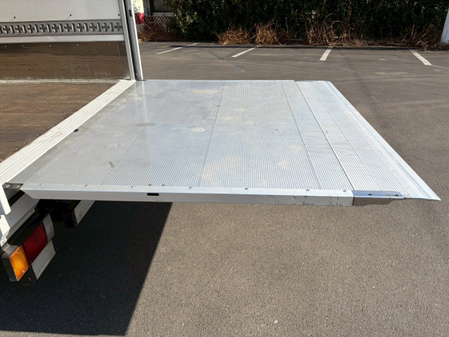 いすゞ エルフ 小型 バン TRG-NMR85N(99596) 18枚目