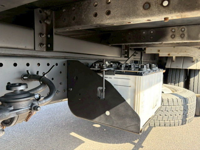 いすゞ エルフ 小型 バン TRG-NMR85N(99596) 21枚目