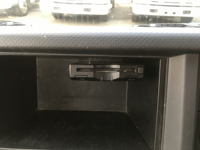 いすゞ エルフ 小型 平ボディ TRG-NKR85A(99602) 29枚目