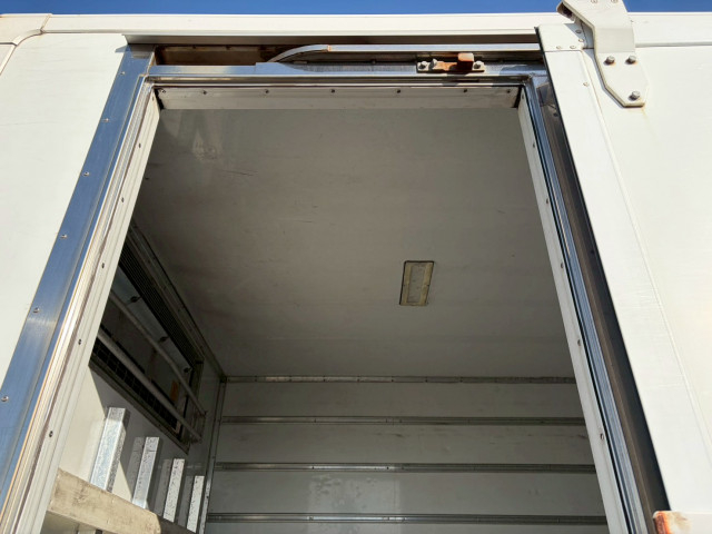 日野 レンジャー 中型 冷蔵冷凍バン TKG-FC9JKAG(99604) 8枚目