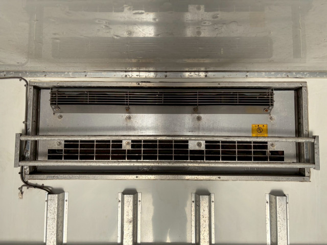 日野 レンジャー 中型 冷蔵冷凍バン TKG-FC9JKAG(99604) 18枚目