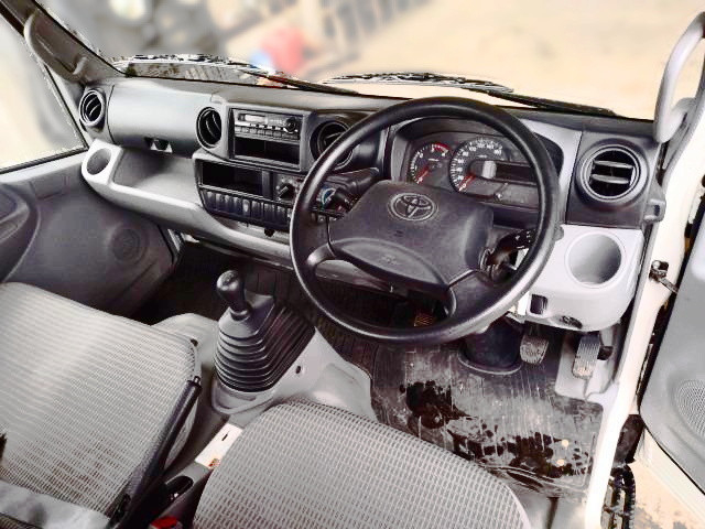 Toyota dyna Small Flat body TKG-XZC605(99610) 12枚目