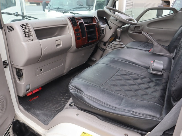 トヨタ トヨエース 小型 平ボディ QDF-KDY231(99611) 30枚目