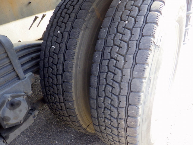 UDトラックス（日産） クオン 大型 コンテナ専用車 QKG-CW5YL(99612) 22枚目