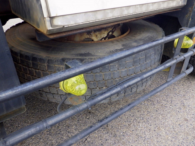 UDトラックス（日産） クオン 大型 コンテナ専用車 QKG-CW5YL(99612) 23枚目