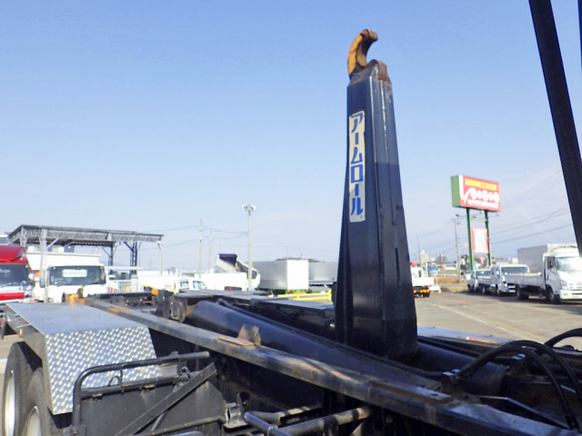 UDトラックス（日産） クオン 大型 コンテナ専用車 QKG-CW5YL(99612) 33枚目