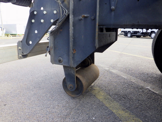 UDトラックス（日産） クオン 大型 コンテナ専用車 QKG-CW5YL(99612) 36枚目