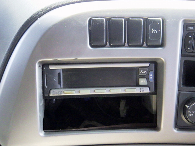 UDトラックス（日産） クオン 大型 コンテナ専用車 QKG-CW5YL(99612) 42枚目