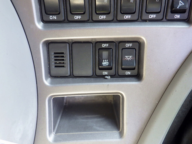 UDトラックス（日産） クオン 大型 コンテナ専用車 QKG-CW5YL(99612) 44枚目