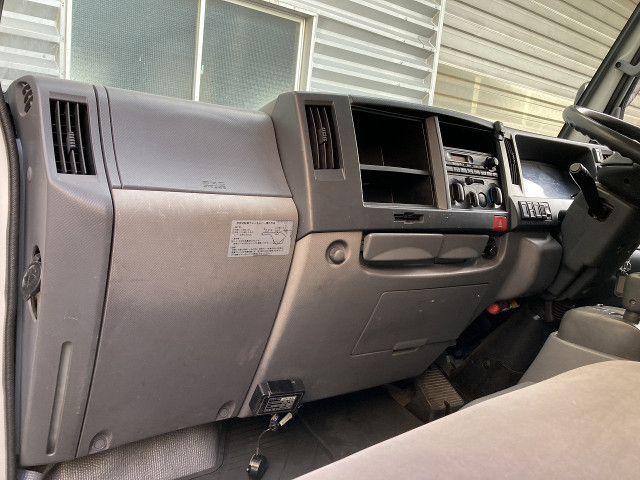 マツダ タイタン 小型 バン TKG-LJR85AN(99617) 18枚目