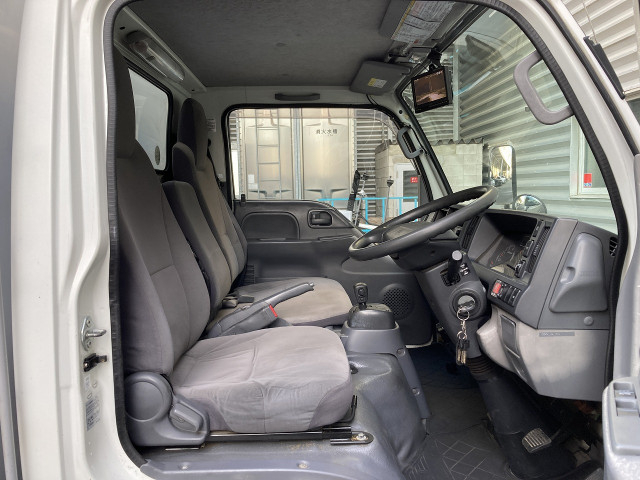 マツダ タイタン 小型 バン TKG-LJR85AN(99617) 34枚目