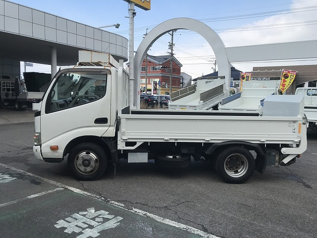 日野 デュトロ 小型 平ボディ BKG-XZU508M(99627) 7枚目