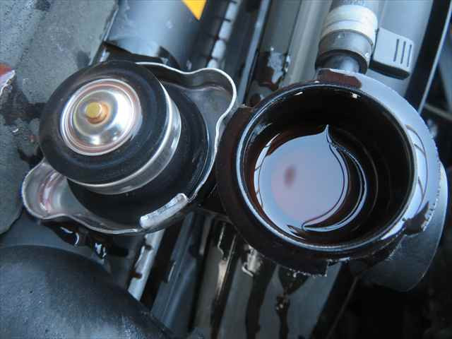 いすゞ エルフ 小型 平ボディ BKG-NKR85A(99632) 12枚目