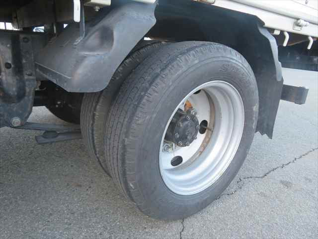 いすゞ エルフ 小型 平ボディ BKG-NKR85A(99632) 19枚目