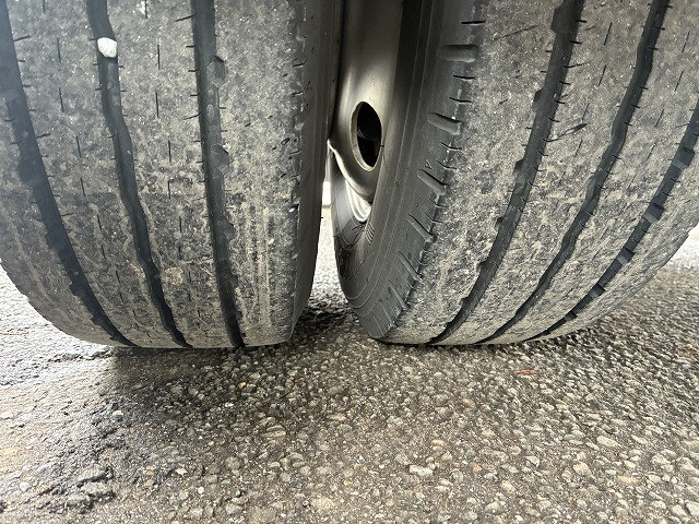 いすゞ エルフ 小型 平ボディ BKG-NLR85AR(99631) 31枚目