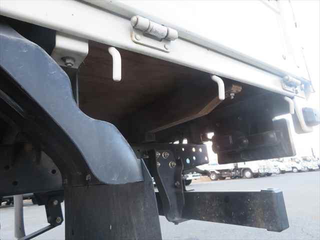 いすゞ エルフ 小型 平ボディ BKG-NKR85A(99632) 30枚目