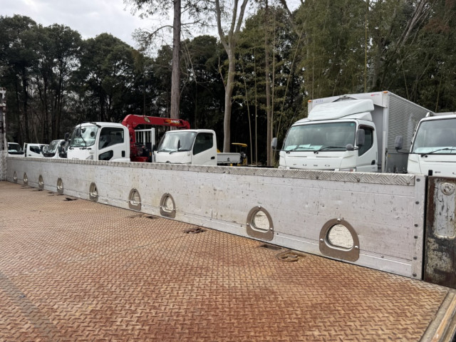 いすゞ フォワード 増トン 平ボディ（クレーン付） PDG-FTR34T2(99633) 11枚目