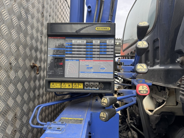 いすゞ フォワード 増トン 平ボディ（クレーン付） PDG-FTR34T2(99633) 22枚目