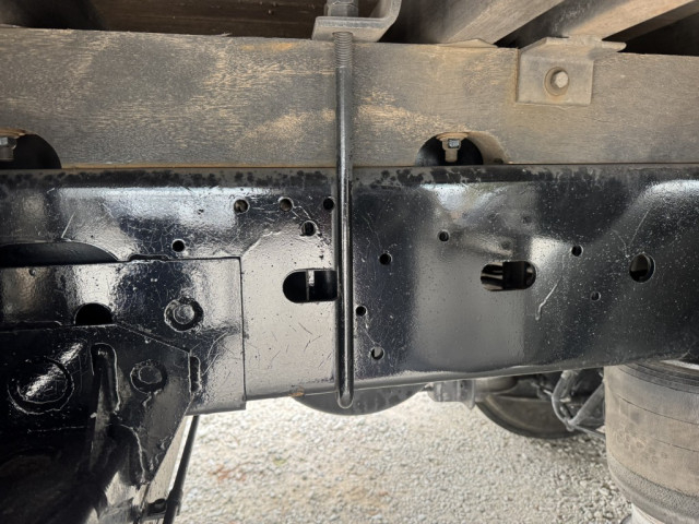 いすゞ フォワード 増トン 平ボディ（クレーン付） PDG-FTR34T2(99633) 27枚目