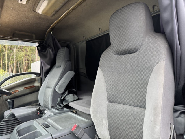 いすゞ フォワード 増トン 平ボディ（クレーン付） PDG-FTR34T2(99633) 44枚目