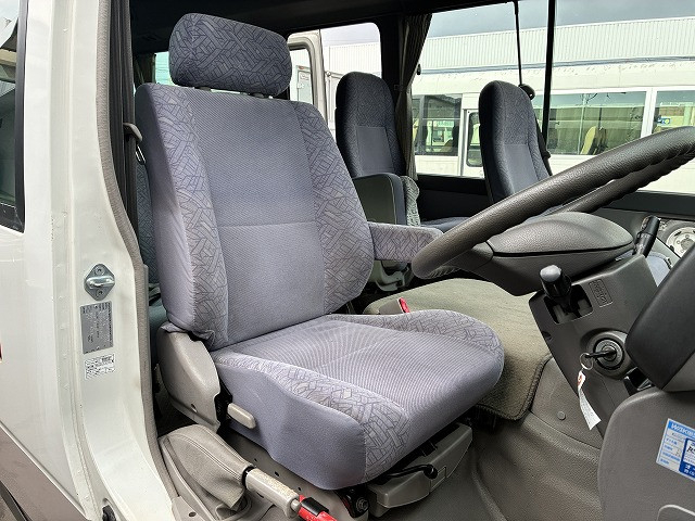 トヨタ コースター 小型 バス PDG-XZB50(99635) 38枚目