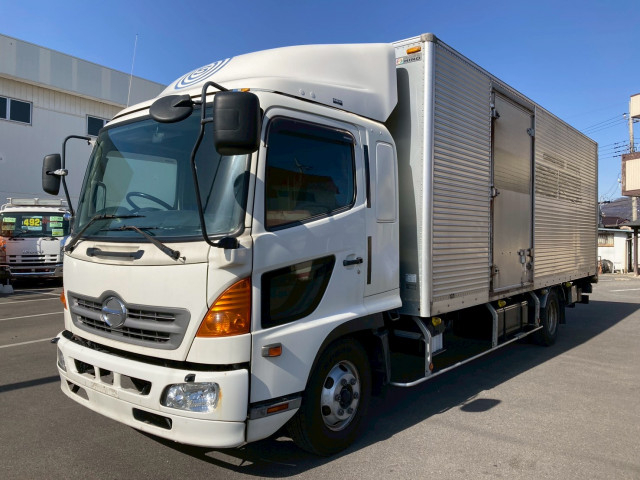 日野 レンジャー 中型 バン ADG-FD7JLWA(99639) 2枚目