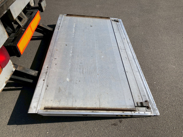 日野 レンジャー 中型 バン ADG-FD7JLWA(99639) 18枚目